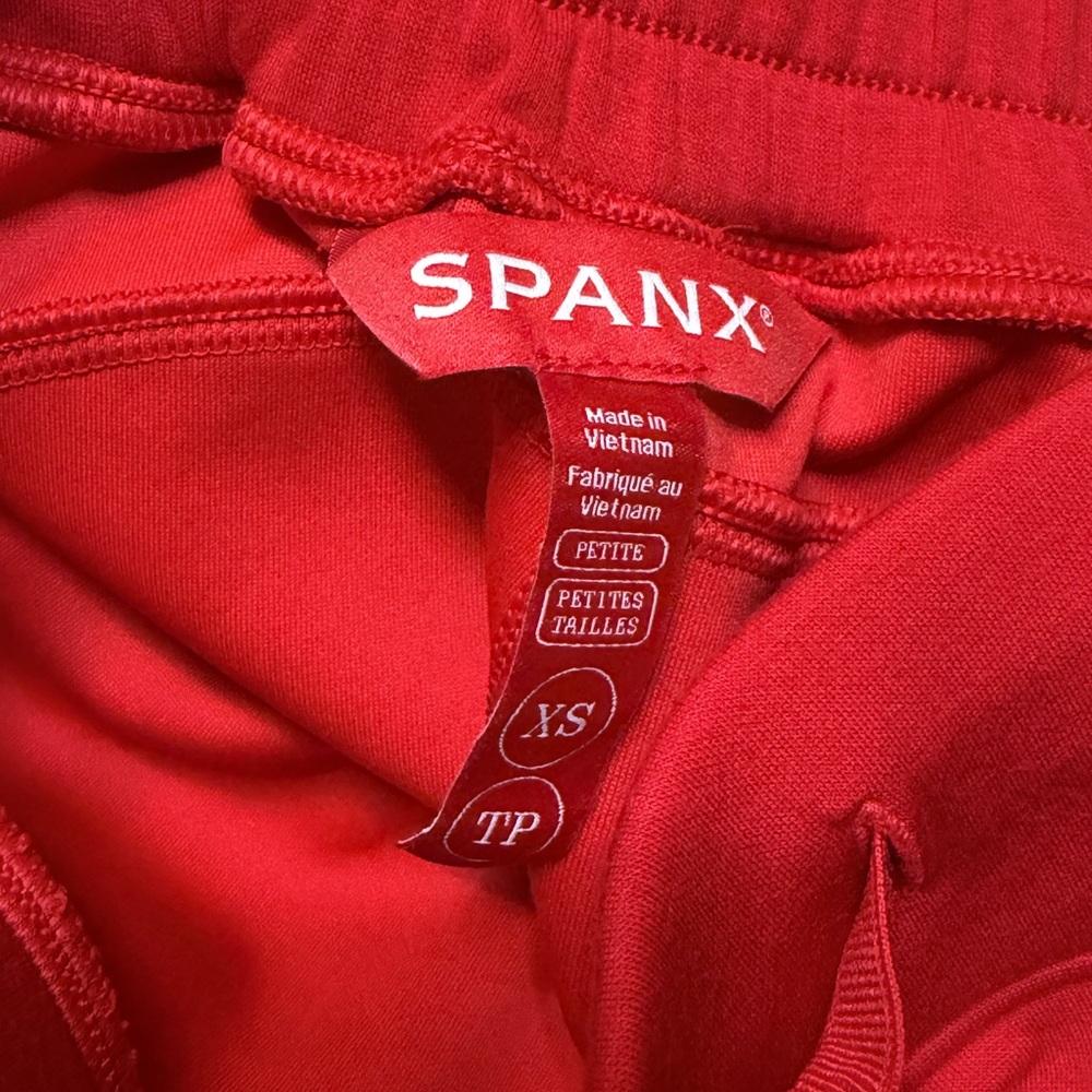 SPANX Air Essentials Wide Leg Pants Red - Picture 5 of 8